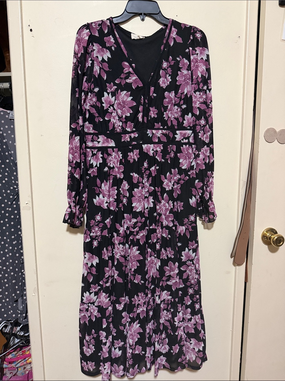 Black Floral Long-Sleeve Midi Dress with Purple Bloom